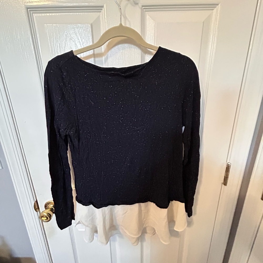 Loft navy speckle blouse with white underlay